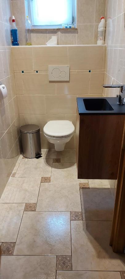 Nazareth Logement Un Magnifique Logement De Vacances Bastogne Kültér fotó
