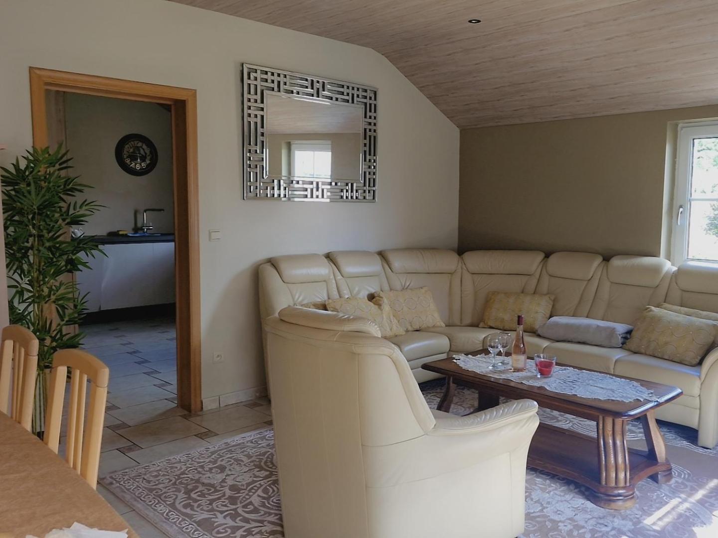 Nazareth Logement Un Magnifique Logement De Vacances Bastogne Kültér fotó